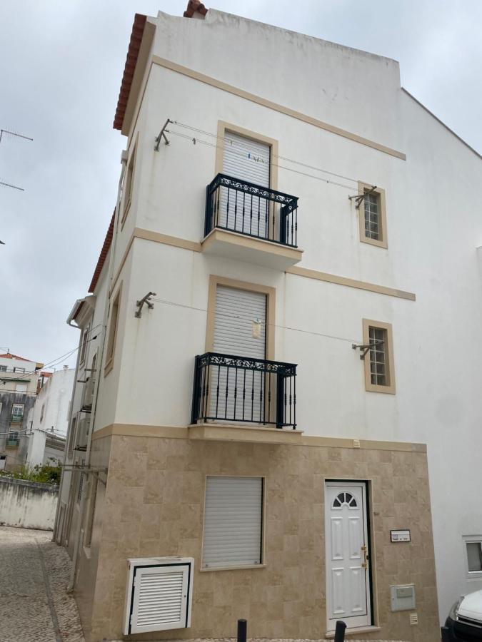 Casa Predio Triplex - Faneca Apartamentos Nazaré Dış mekan fotoğraf