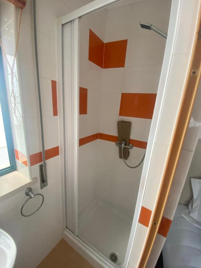 Casa Predio Triplex - Faneca Apartamentos Nazaré Dış mekan fotoğraf